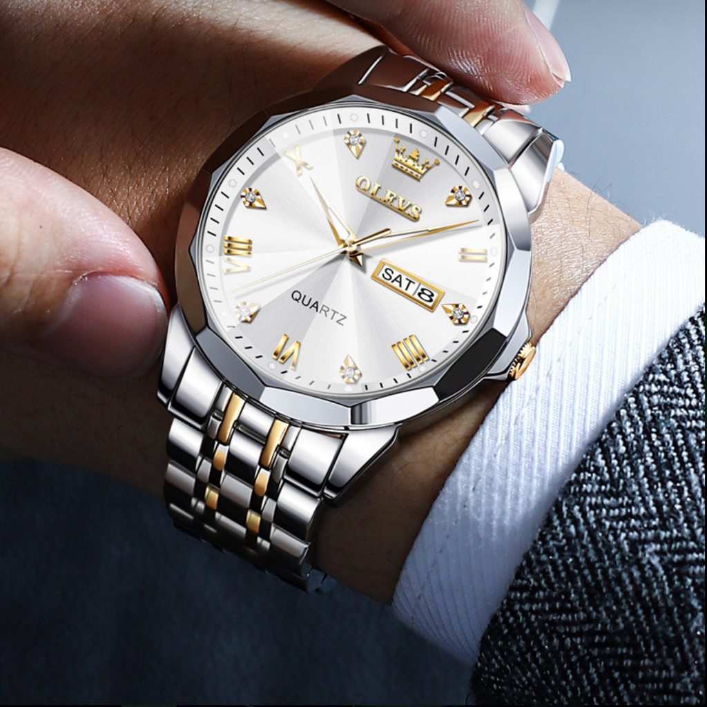 ساعة كوزميك أسيند