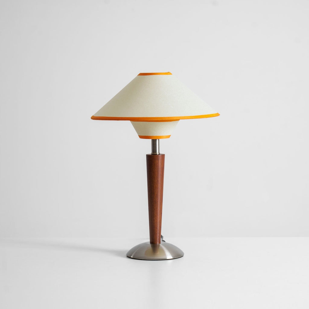 Talonwood Table Lamp — ∅11.8″ × H17.3″, Tan And Walnut Variant