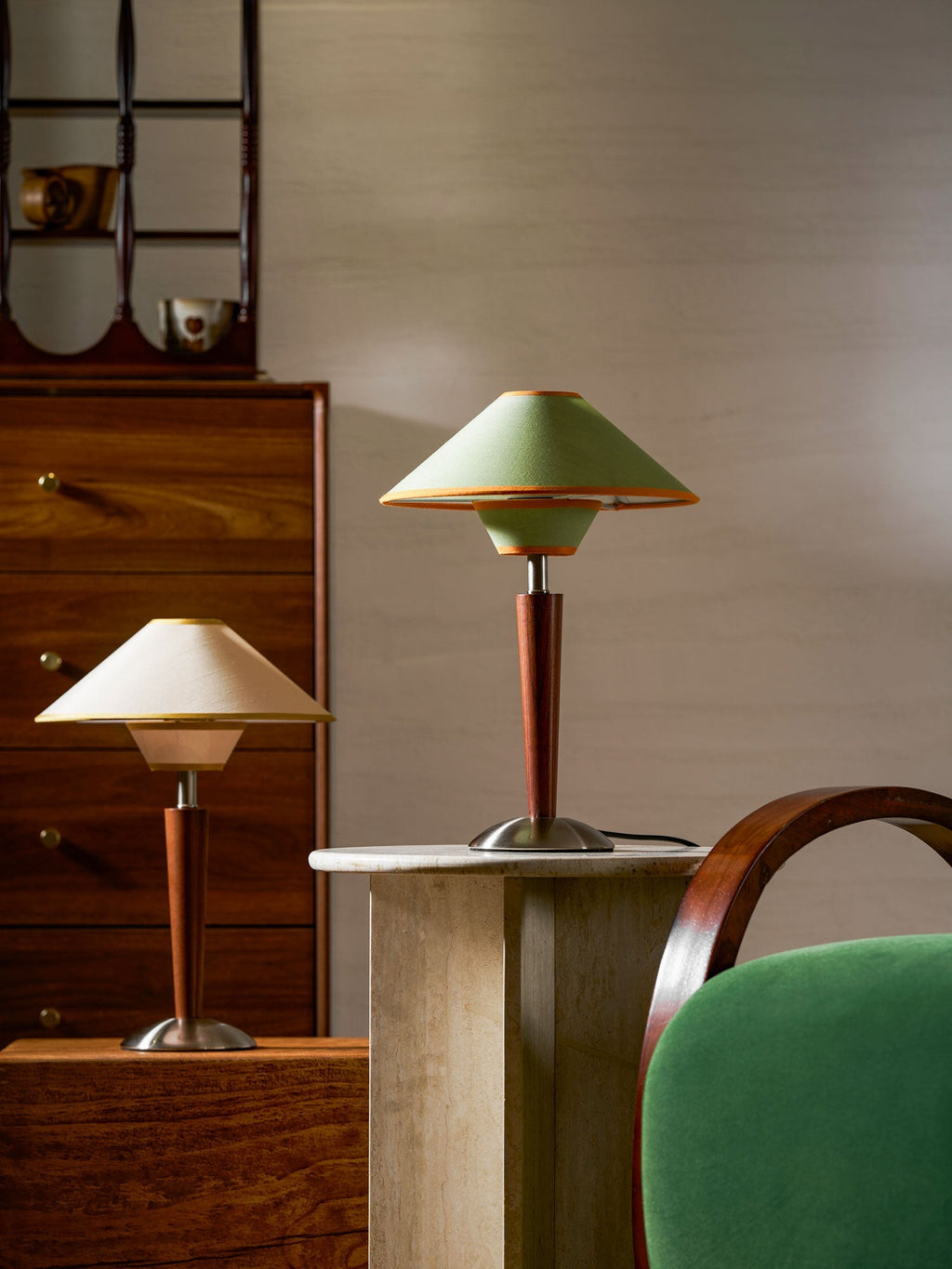 Talonwood Table Lamp — ∅11.8″ × H17.3″, Tan And Walnut Variant