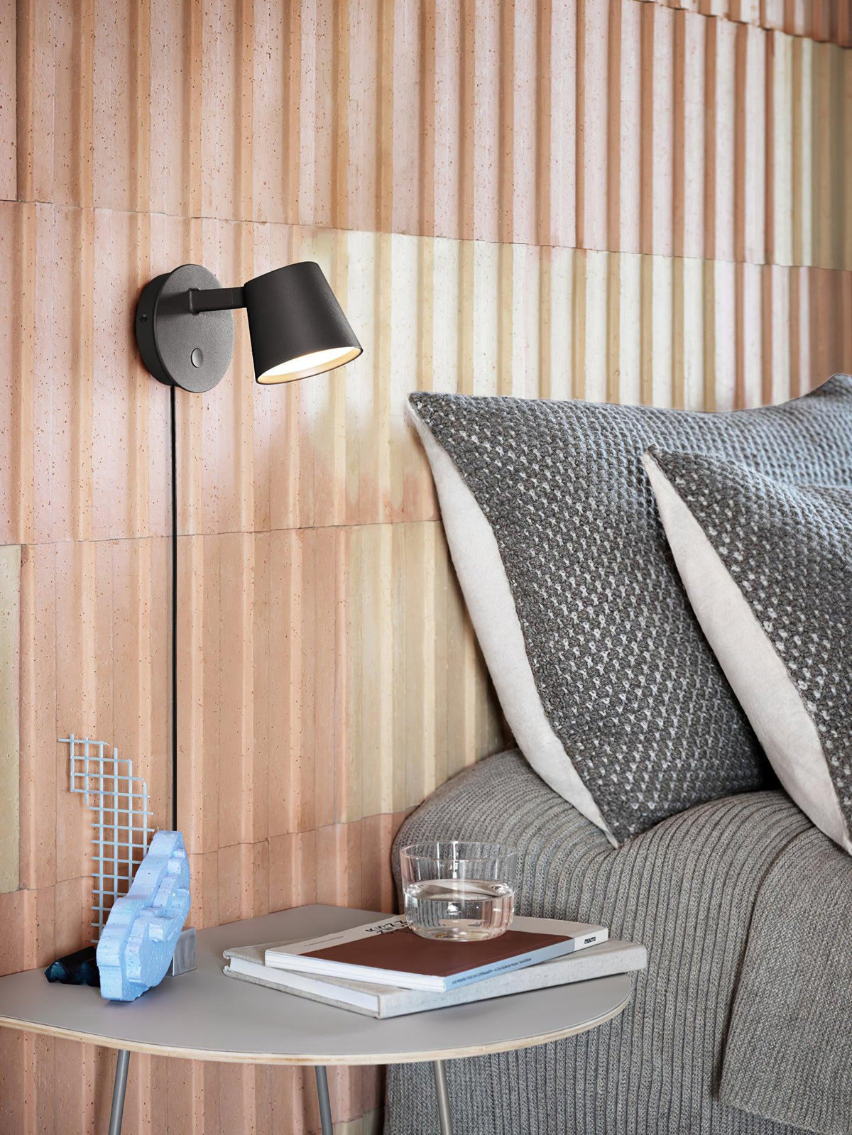 Lampada da parete Tip Plug-In — Testa e braccio regolabili, interruttore sul cavo