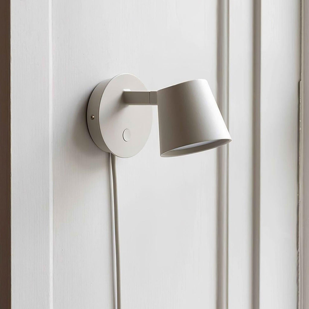 Lampada da parete Tip Plug-In — Testa e braccio regolabili, interruttore sul cavo
