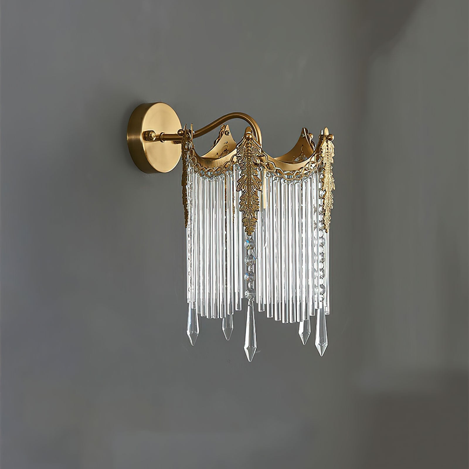 Vacarro Wall Lamp — Decorative Interior Sconce