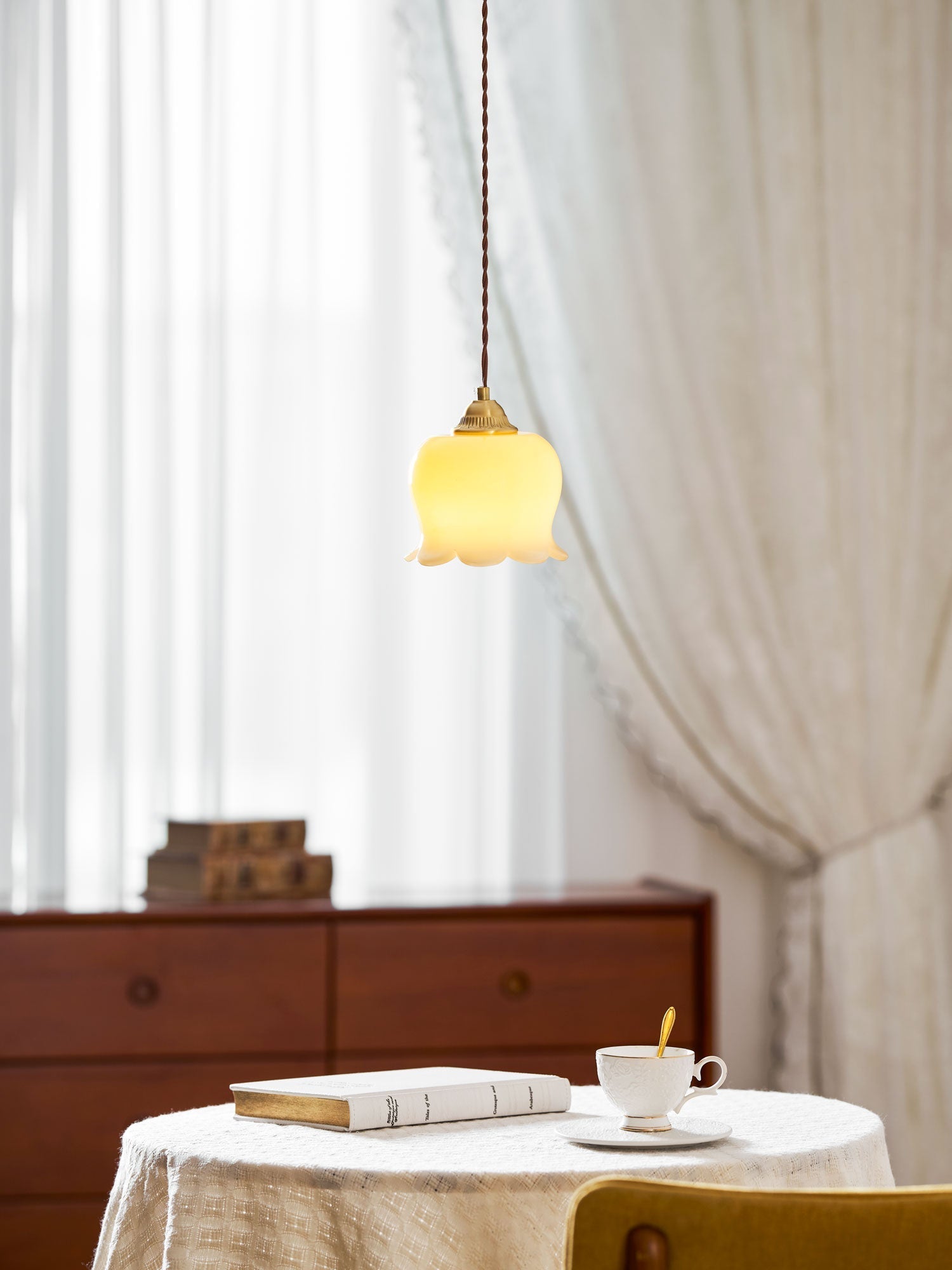 Valley Flower Pendant Lamp — Sculptural Bell-Shaped Shade