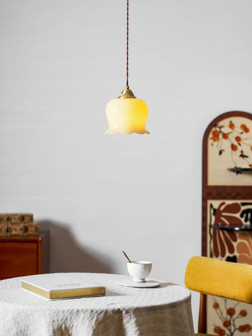 Valley Flower Pendant Lamp — Sculptural Bell-Shaped Shade
