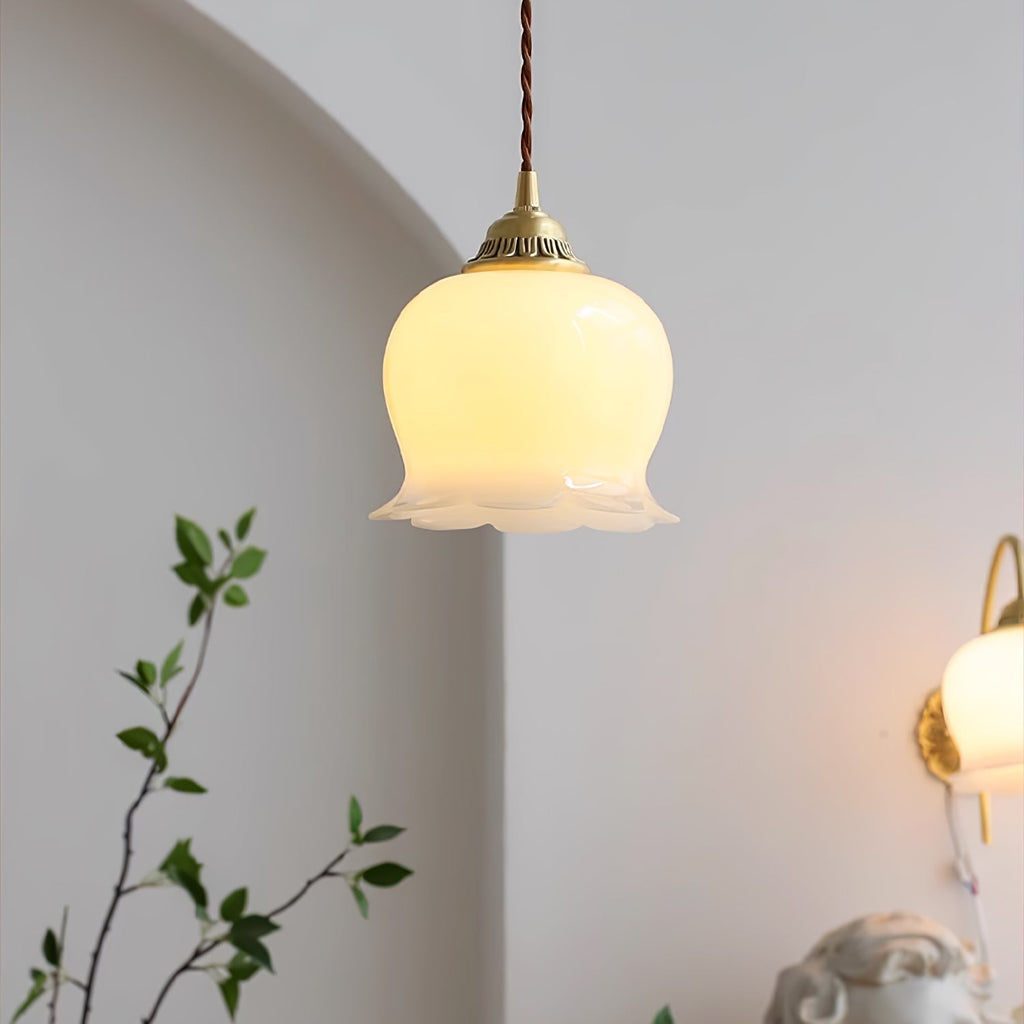 Valley Flower Pendant Lamp — Sculptural Bell-Shaped Shade