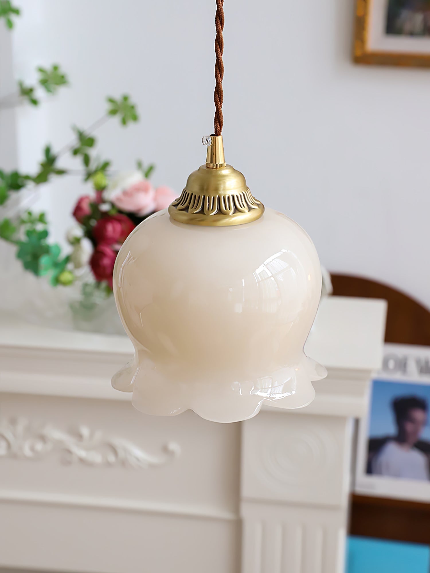 Valley Flower Pendant Lamp — Sculptural Bell-Shaped Shade