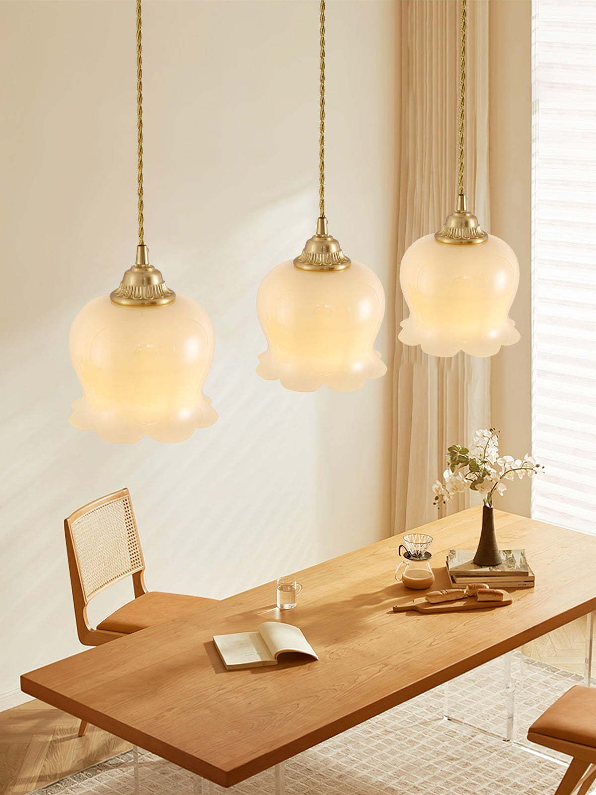 Valley Flower Pendant Lamp — Sculptural Bell-Shaped Shade