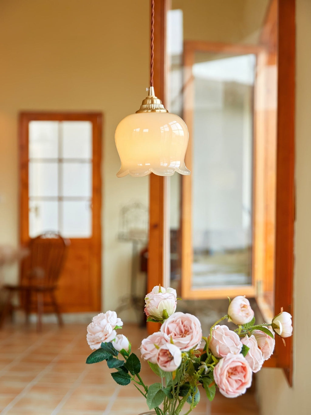 Valley Flower Pendant Lamp — Sculptural Bell-Shaped Shade