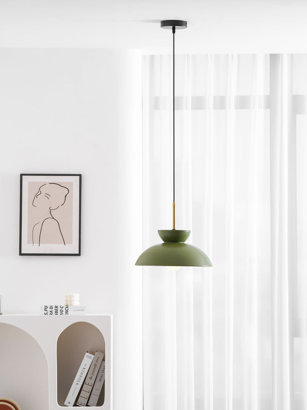 Závěsná lampa Veepee — obrácený sochařský design