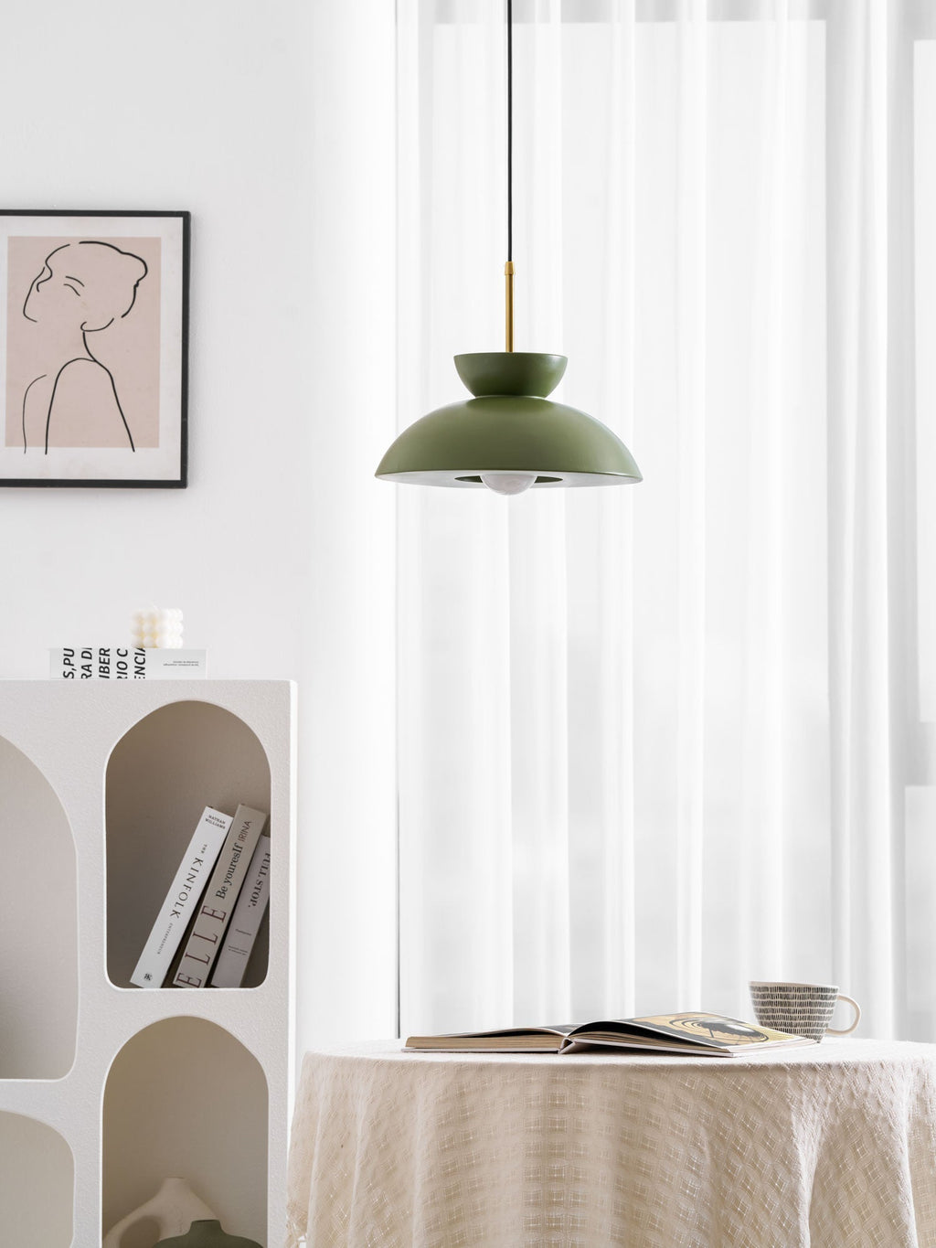 Závěsná lampa Veepee — obrácený sochařský design