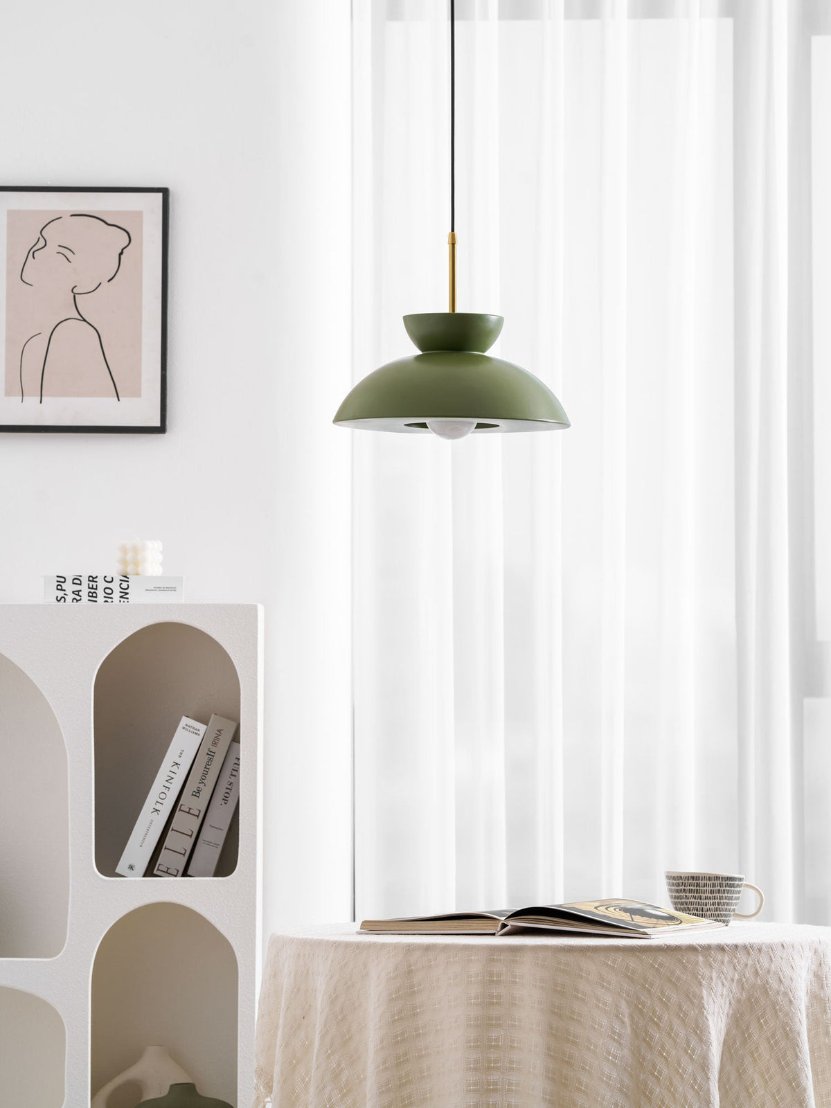 Závěsná lampa Veepee — obrácený sochařský design