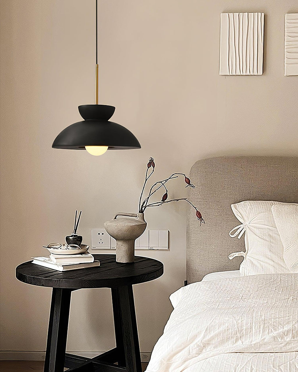 Závěsná lampa Veepee — obrácený sochařský design
