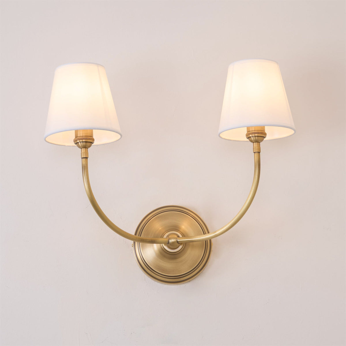 Nástěnná lampa Victor - černý bronz, látkové stínidlo