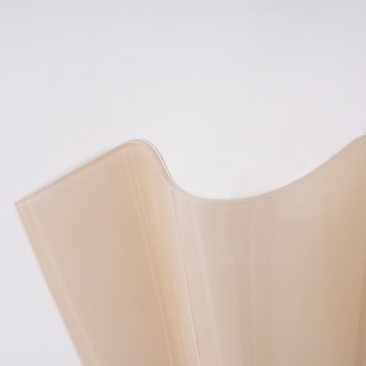 Petalia VKL-1012 Wall Light — 11×10×5.1 Inches