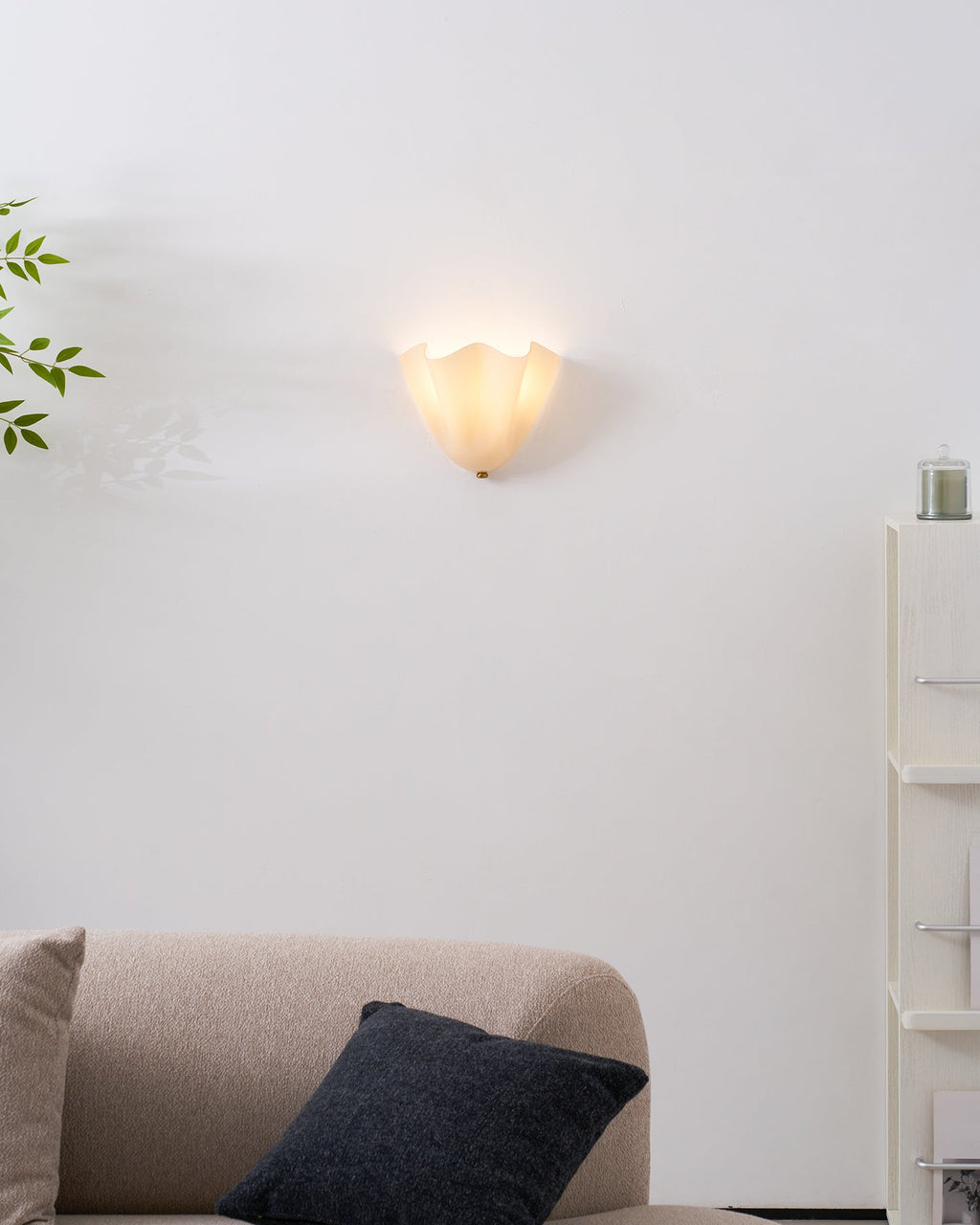 Petalia VKL-1012 Wall Light — 11×10×5.1 Inches