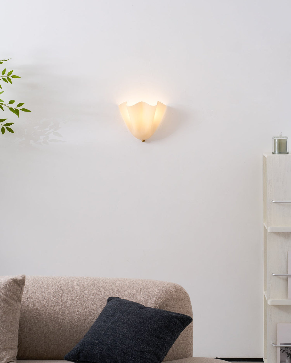 Petalia VKL-1012 Wall Light — 11×10×5.1 Inches