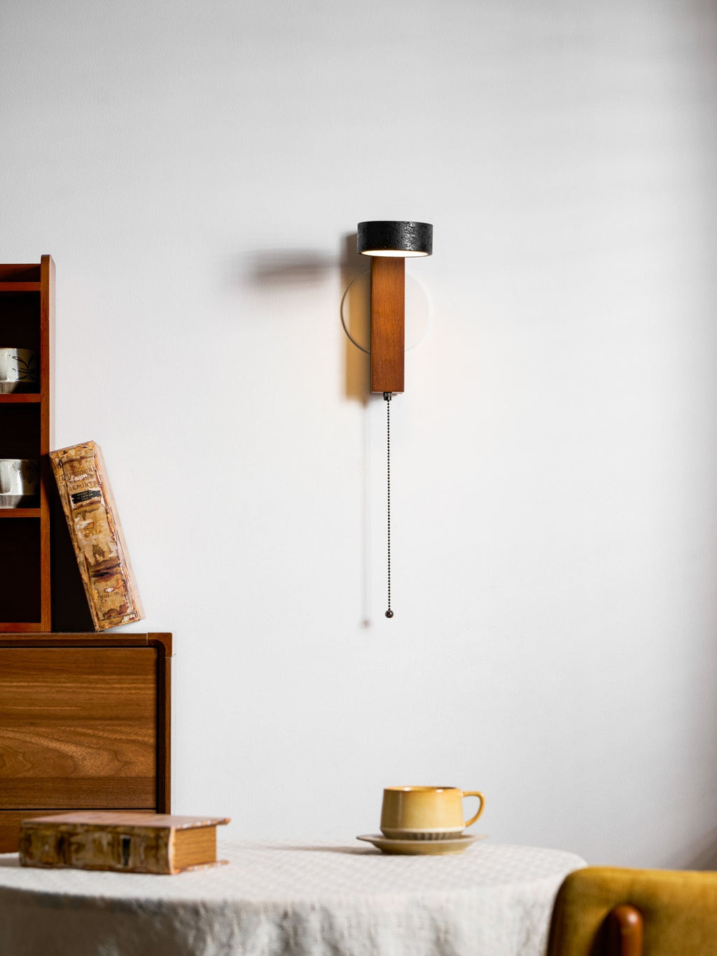 Vera Contemporary Wall Sconce