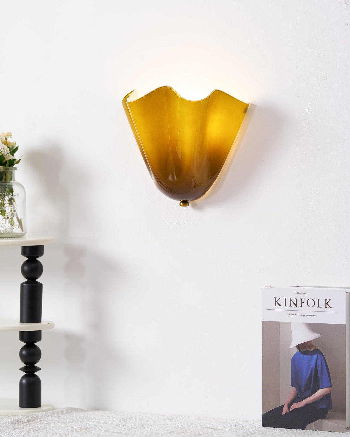 Petalia VKL-1012 Wall Light — 11×10×5.1 Inches