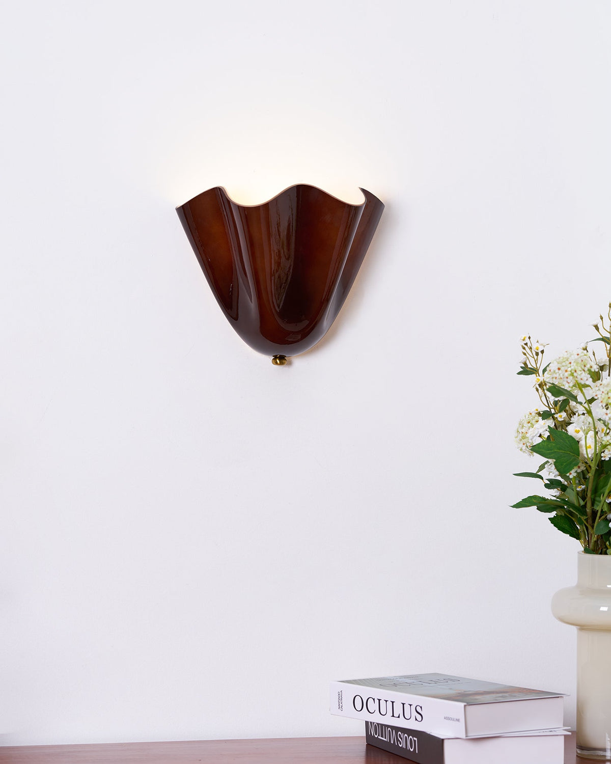 Petalia VKL-1012 Wall Light — 11×10×5.1 Inches