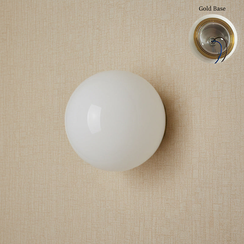 Moderní minimalistická skleněná nástěnná lampa Vimala — čistý design na stěnu