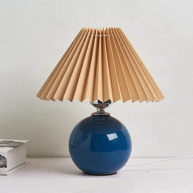 Arcadia skládací stolní lampa ve starobylém stylu s klasickým půvabem