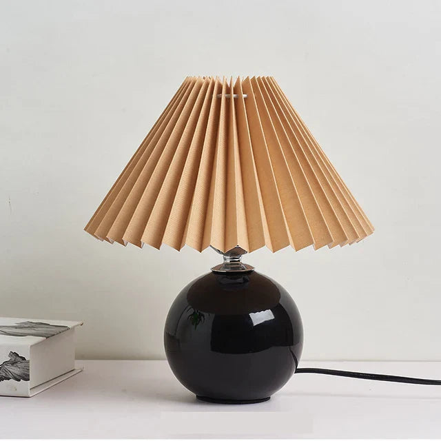Arcadia skládací stolní lampa ve starobylém stylu s klasickým půvabem