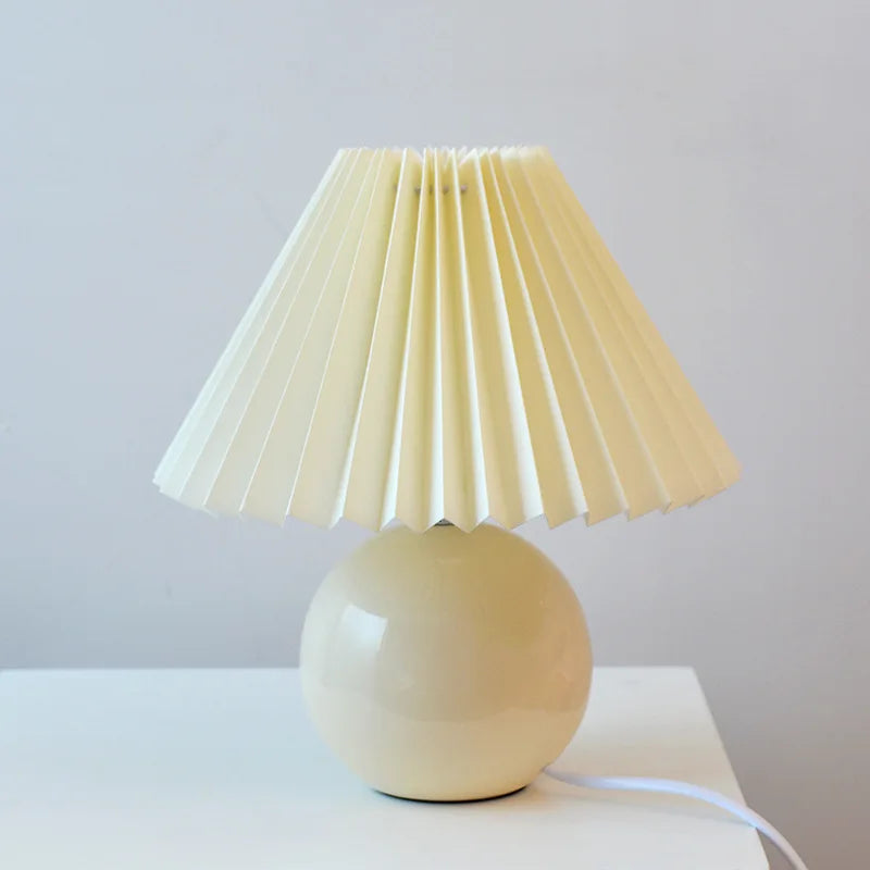 Arcadia skládací stolní lampa ve starobylém stylu s klasickým půvabem