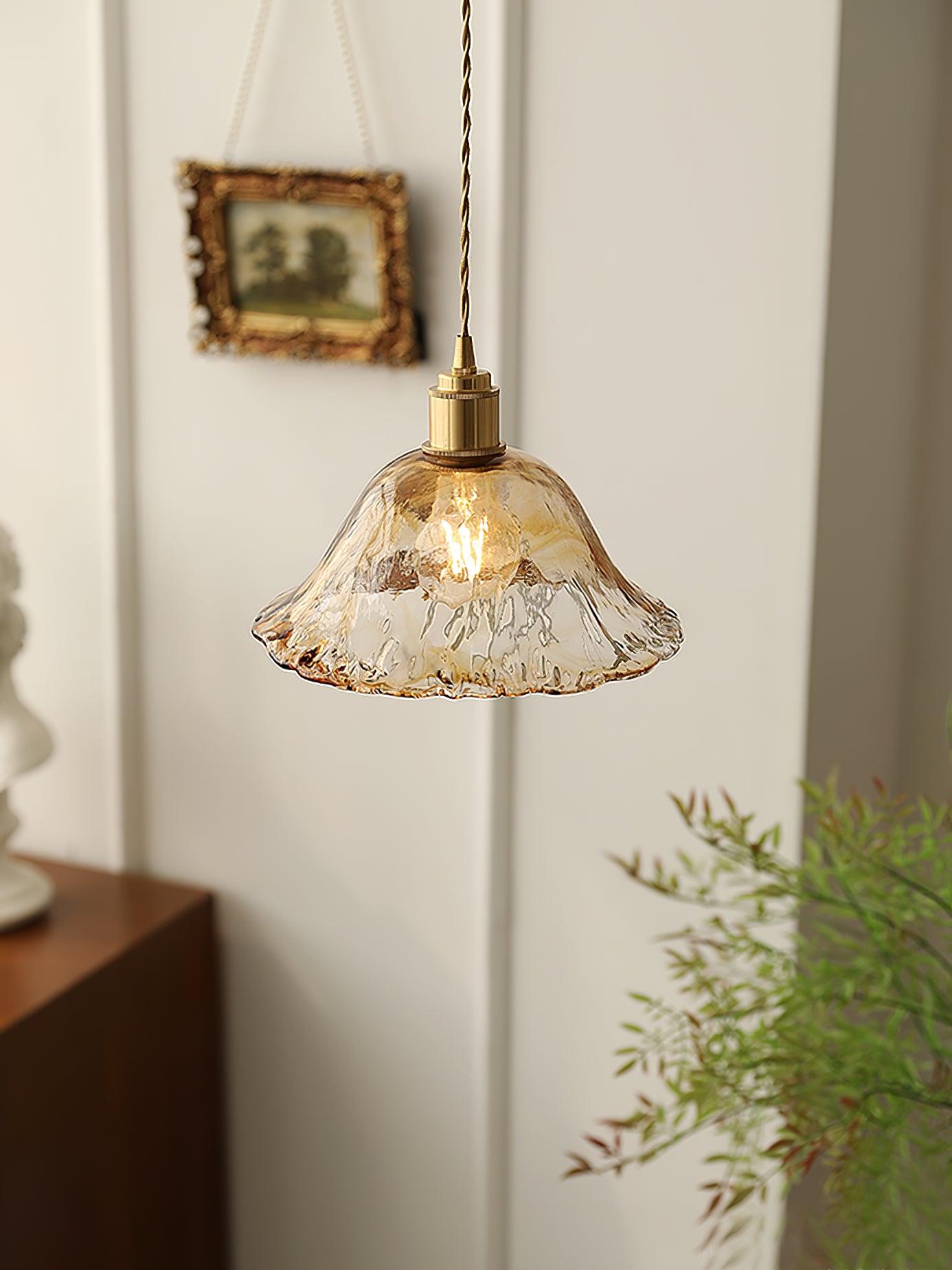 Lampada a sospensione da soffitto in vetro marrone vintage