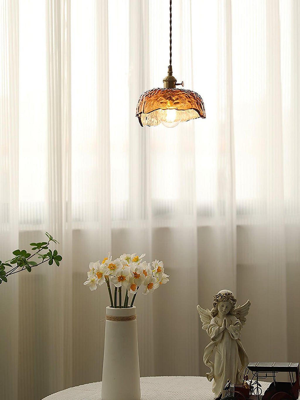 Lampada a sospensione da soffitto in vetro marrone vintage