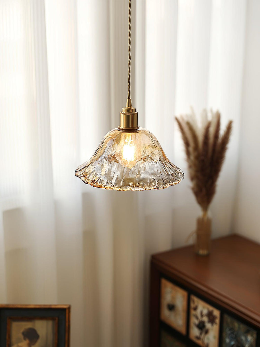 Lampada a sospensione da soffitto in vetro marrone vintage