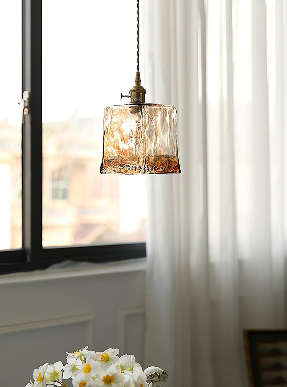 Lampada a sospensione da soffitto in vetro marrone vintage