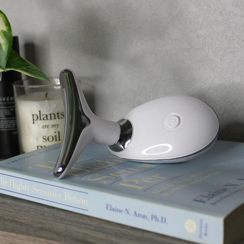 نحت البشرة بالتيار الدقيق