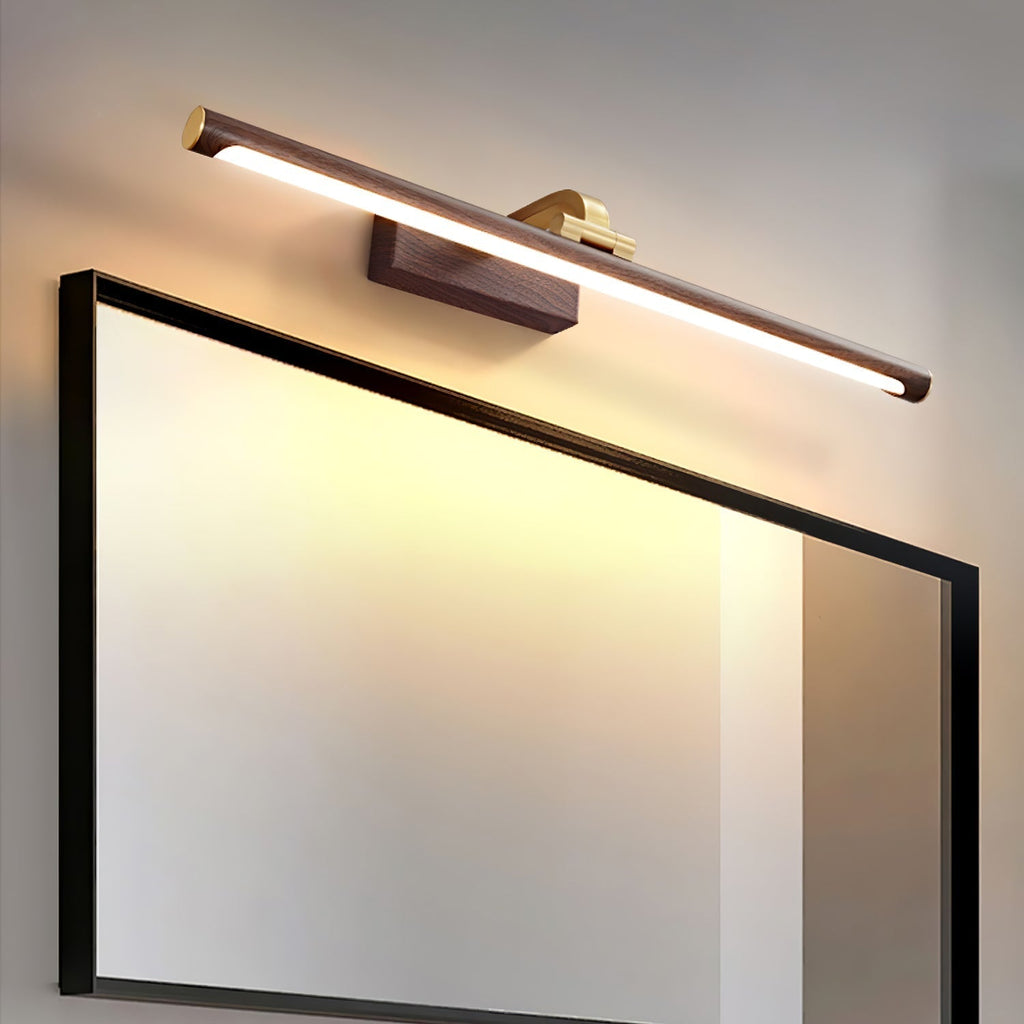Lumare 一体式LED壁灯 — 黄铜饰边