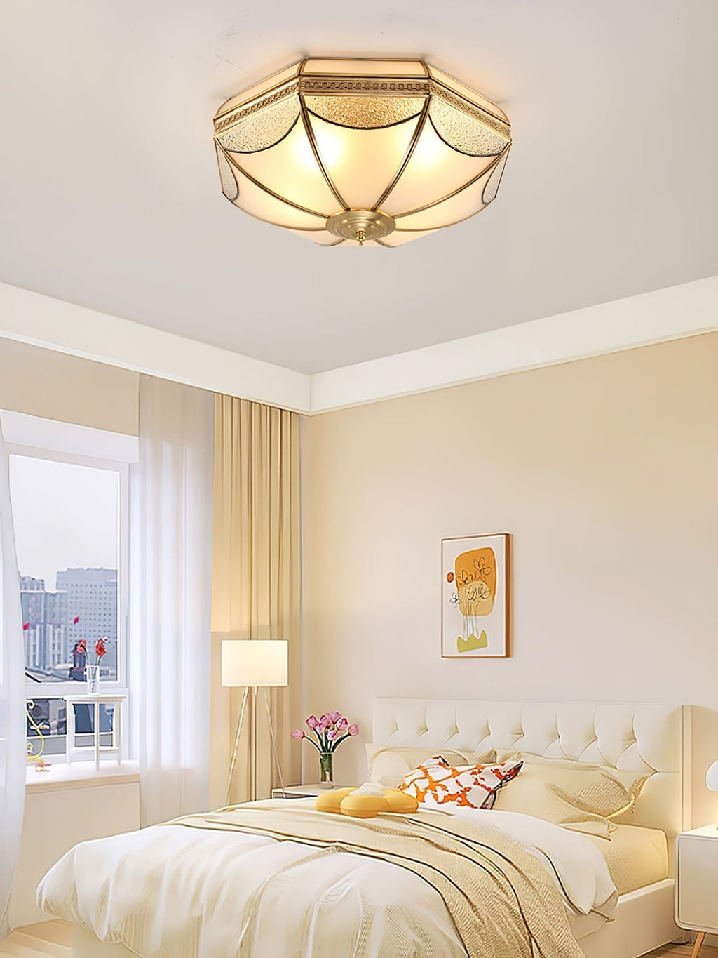 Lampada da soffitto a cupola Ellaeara in stile industriale — Struttura in ottone massiccio, diffusore in vetro