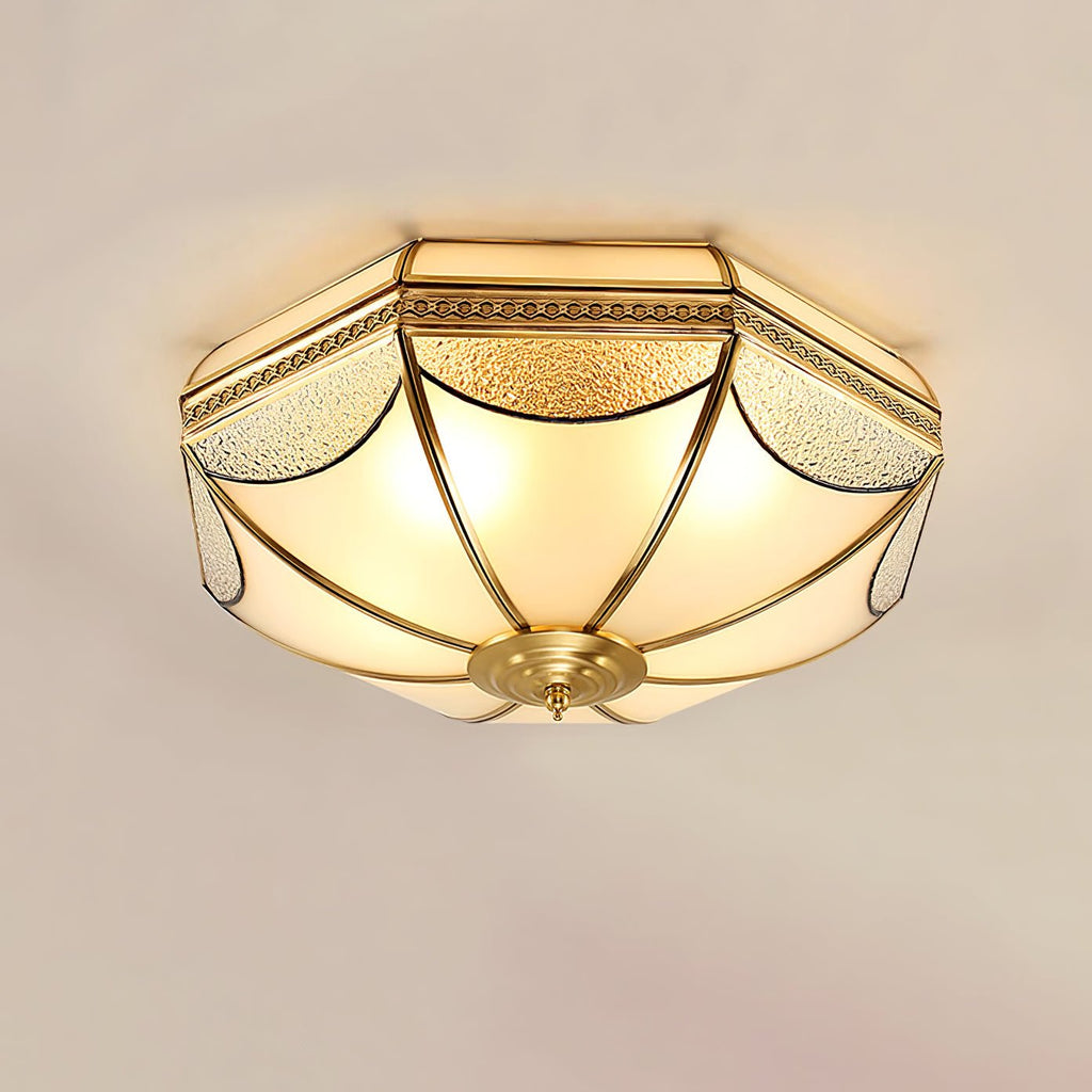 Lampada da soffitto a cupola Ellaeara in stile industriale — Struttura in ottone massiccio, diffusore in vetro