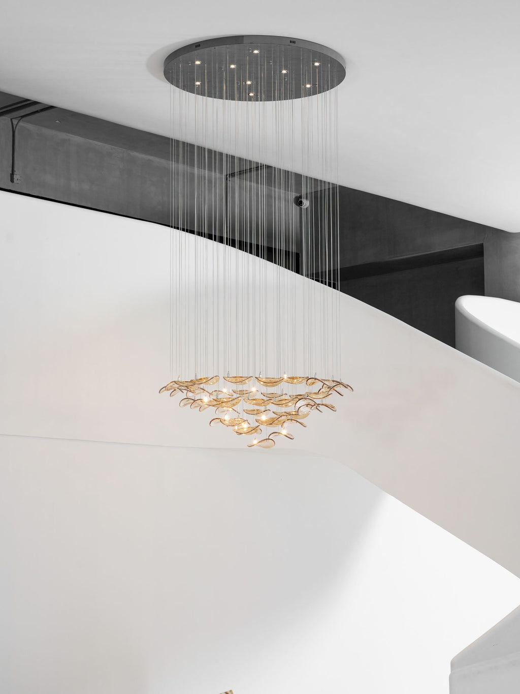 Wave flydende blad-lysekrone — skulpturel loftsophængt lampe