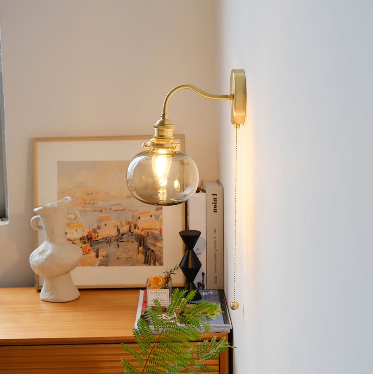 Lampada da parete vintage in vetro June — Catenella in ottone
