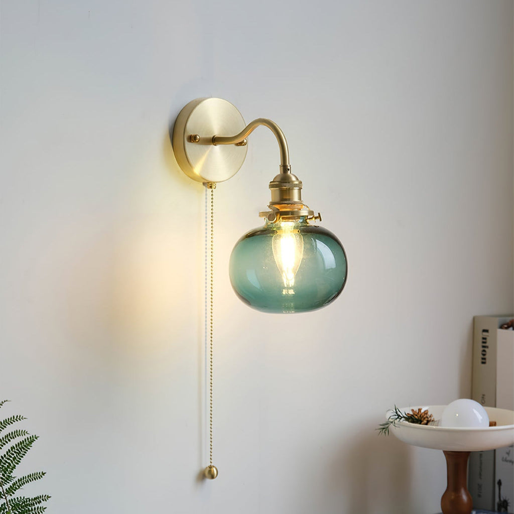 Lampada da parete vintage in vetro June — Catenella in ottone