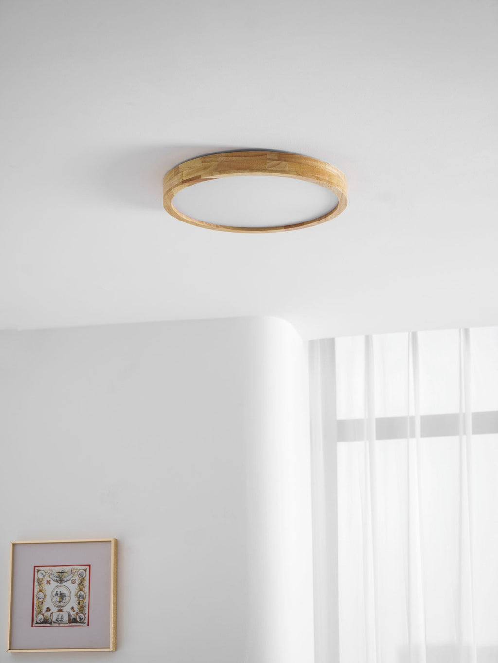 Corp de iluminat geometric modern pentru tavan, din lemn