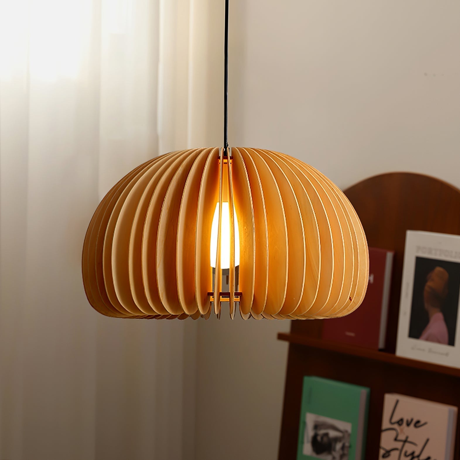 Lampada a sospensione da soffitto con zucca in legno