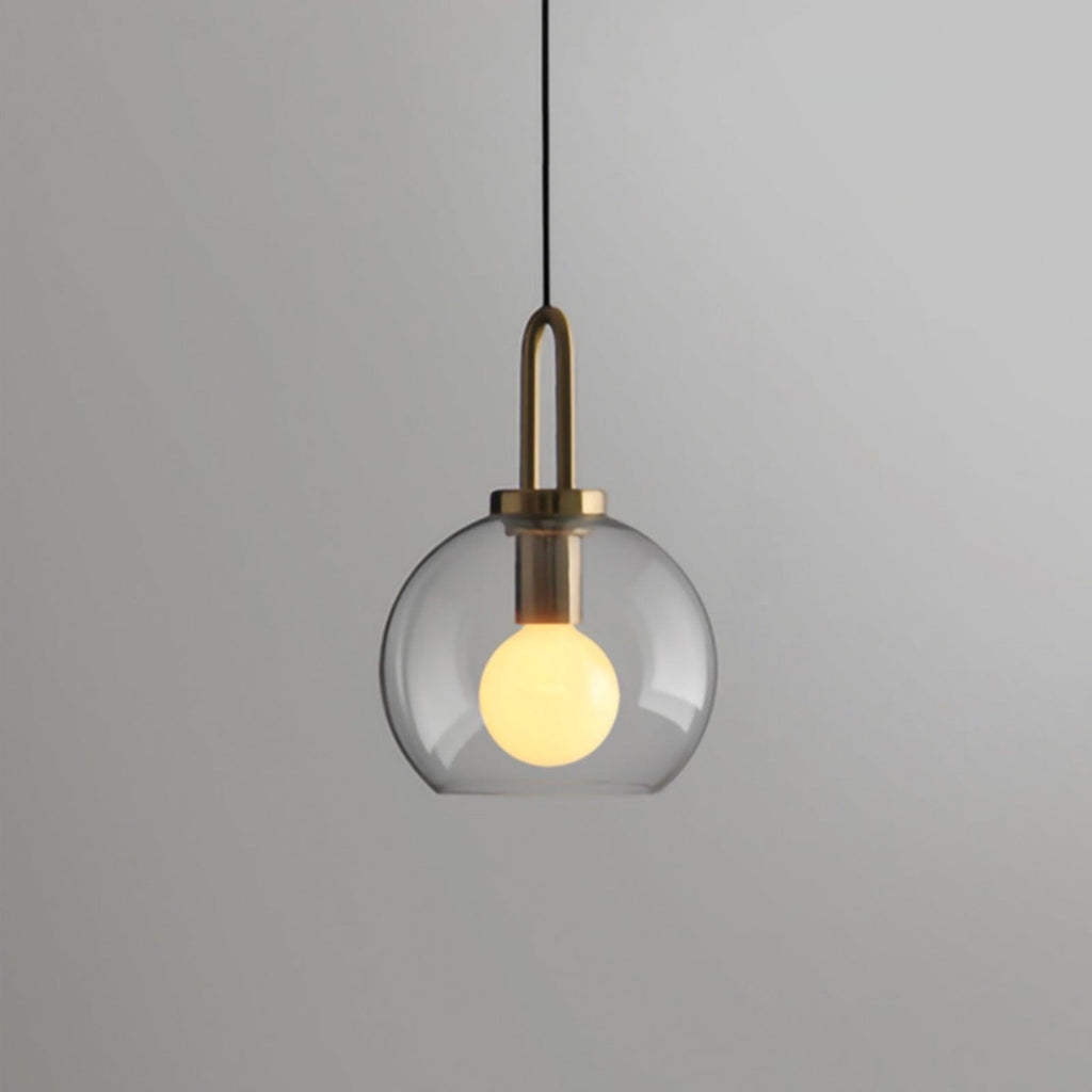 Pendellampe i glas med swag-ledning