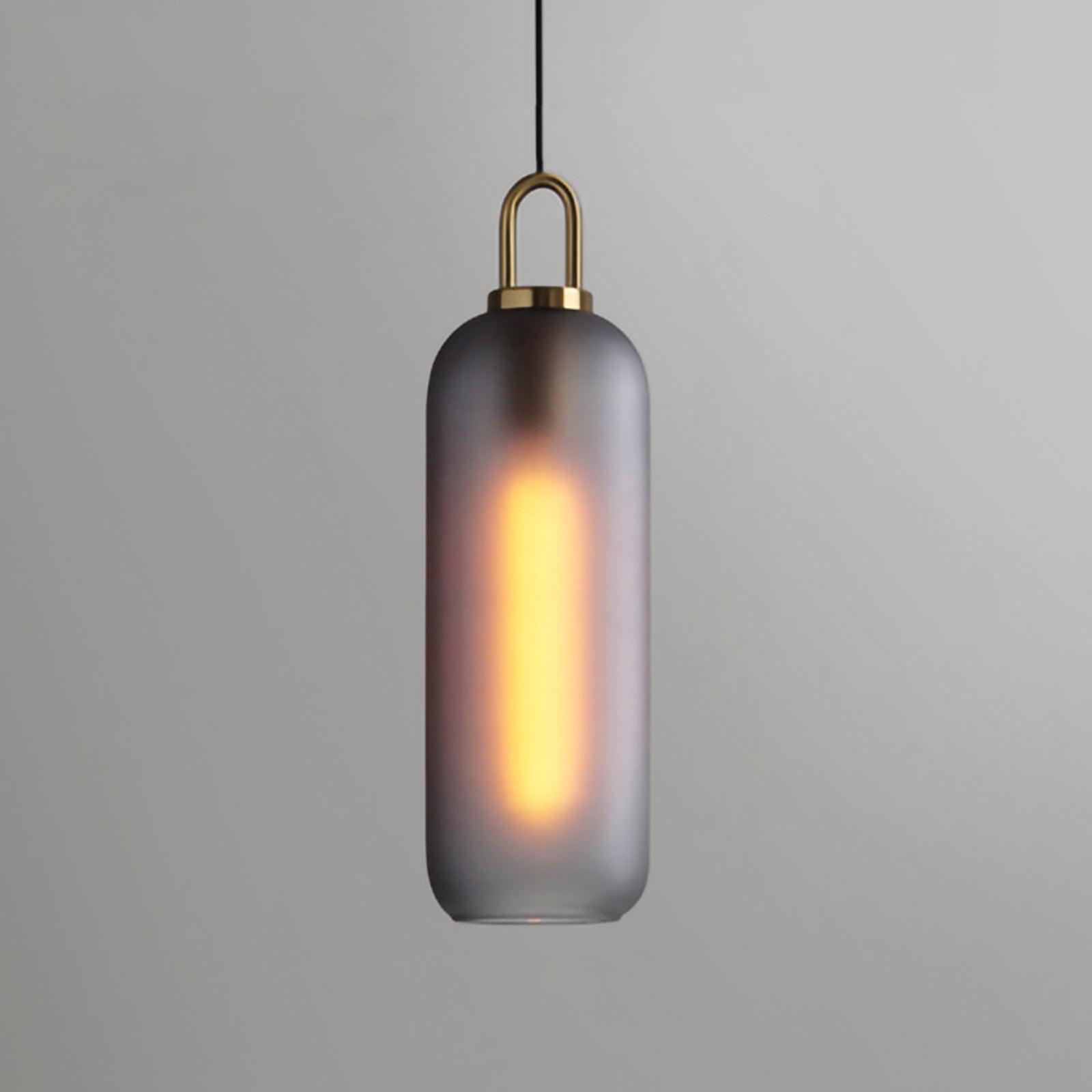 Pendellampe i glas med swag-ledning