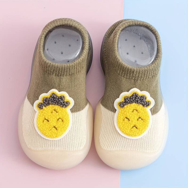 Fruity barfotsneakers for barn