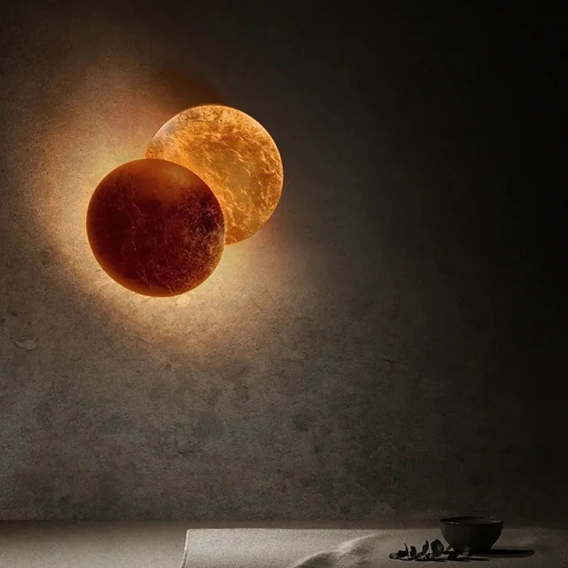 Arisha Wandleuchte - runde Mondfinsternis-Form, modernes minimalistisches Design