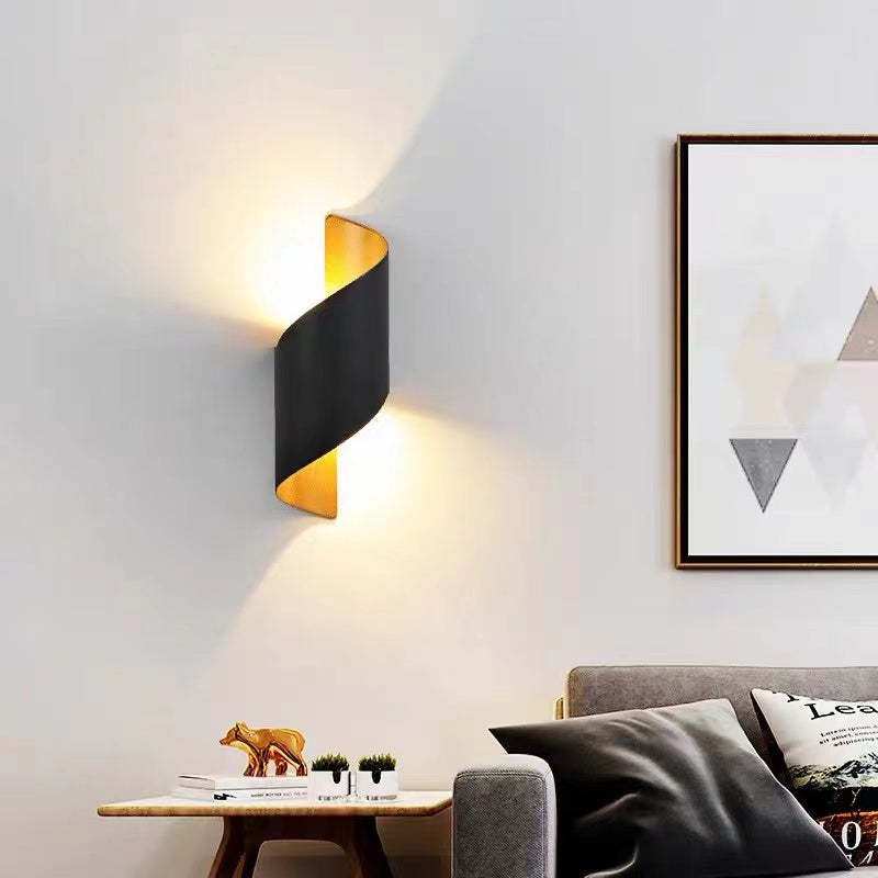 Travin Modern Outdoor Wall Lamp — Spiral Conch Shape, Black/White/Gold