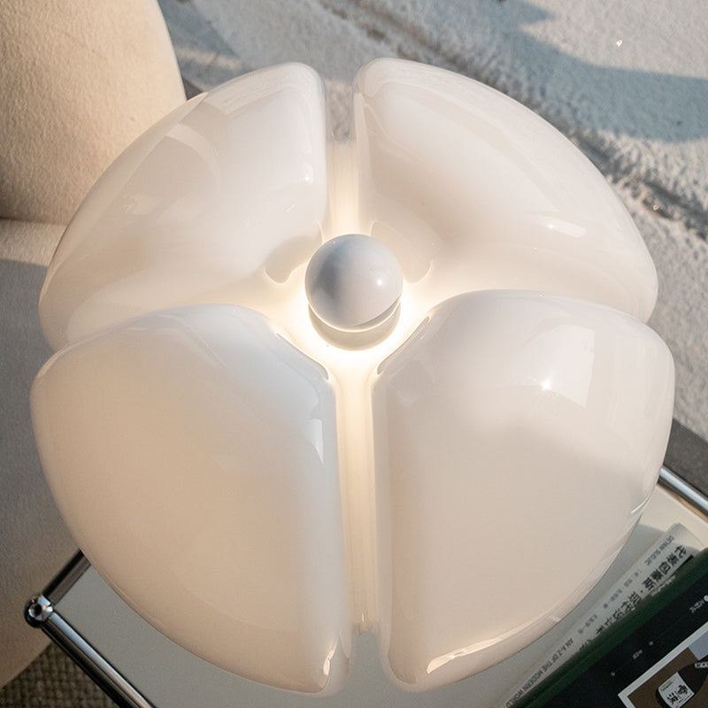 ClassicGlow – Elegáns, retró ihletésű LED lámpa | 10W Lippu chip | Meleg hangulatvilágítás