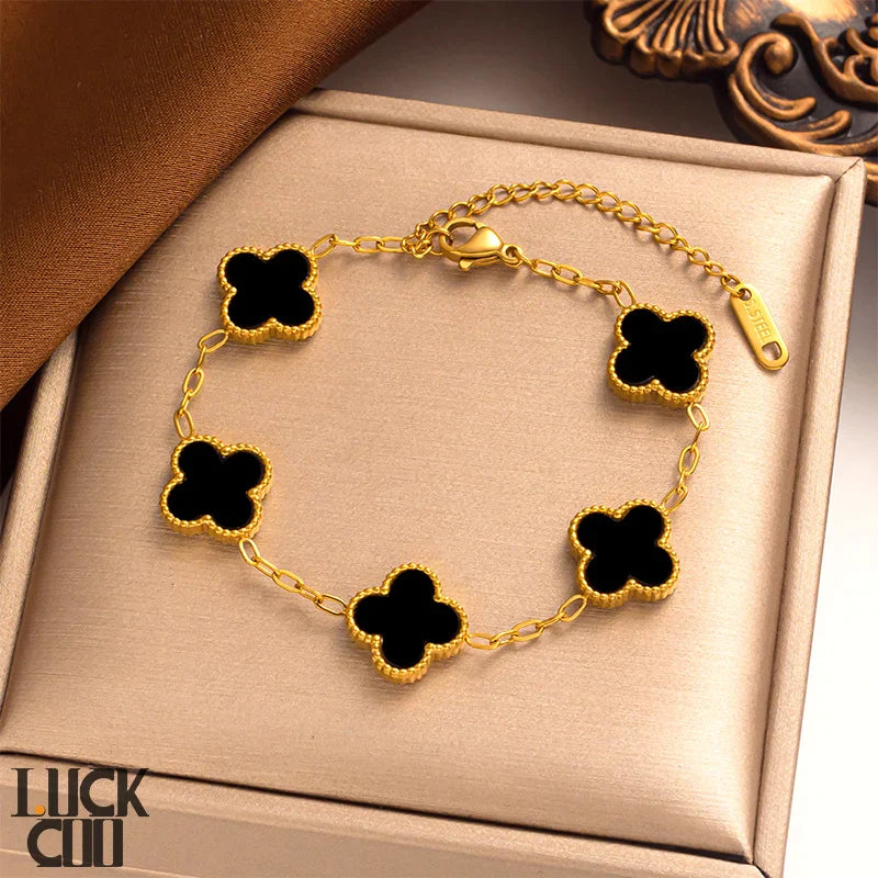 Szerencsés lóhere karkötő