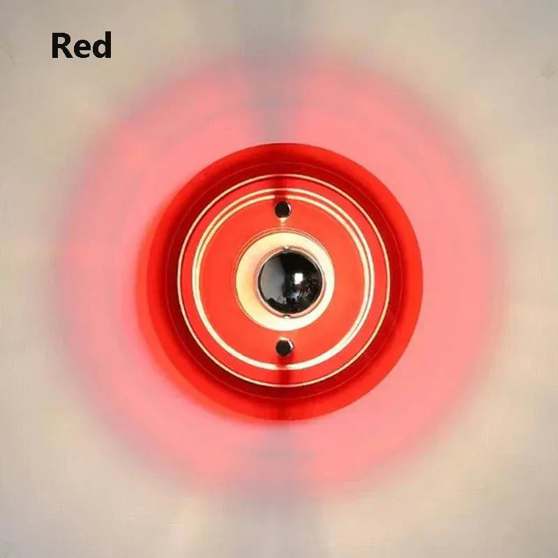 Živá minimalistická dekorativní nástěnná lampa