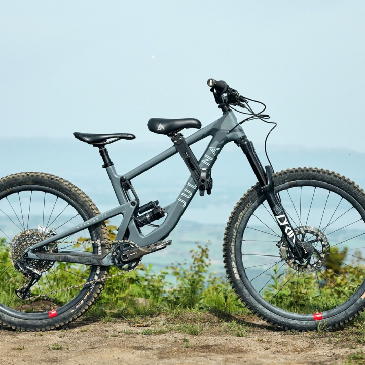 前乗せチャイルド自転車シート – 1.5～8歳、最大32 kg、調節可能なフットレスト
