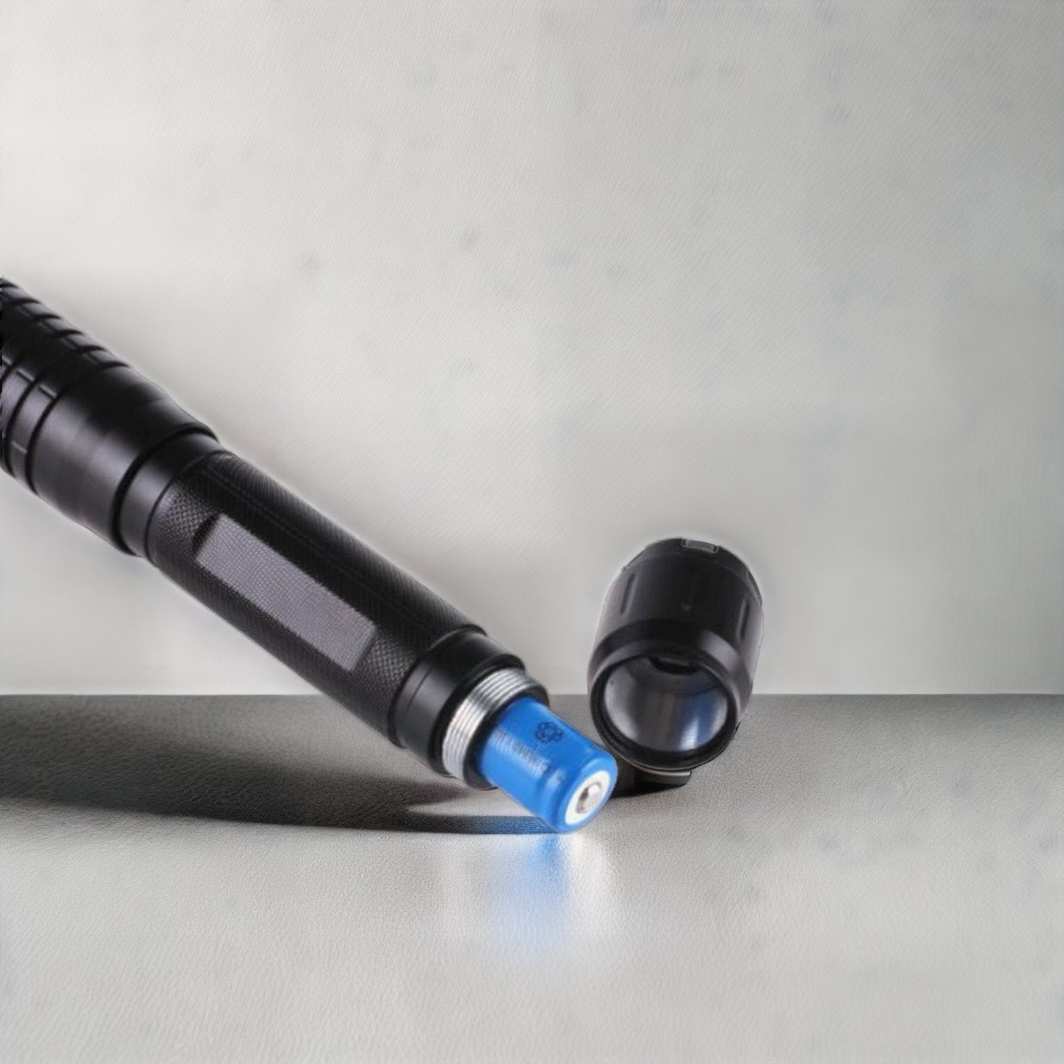 Senter Laser Sinar Biru NovaBeam 450nm Julat 5000m Rangka Aluminium Penyalaan Terma